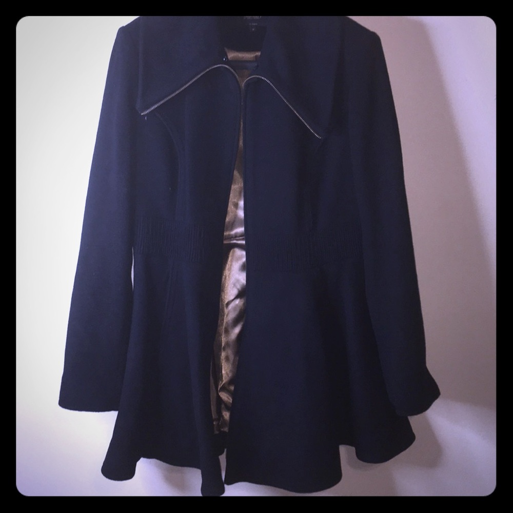 Black wool coat 80%wool 20%nylon